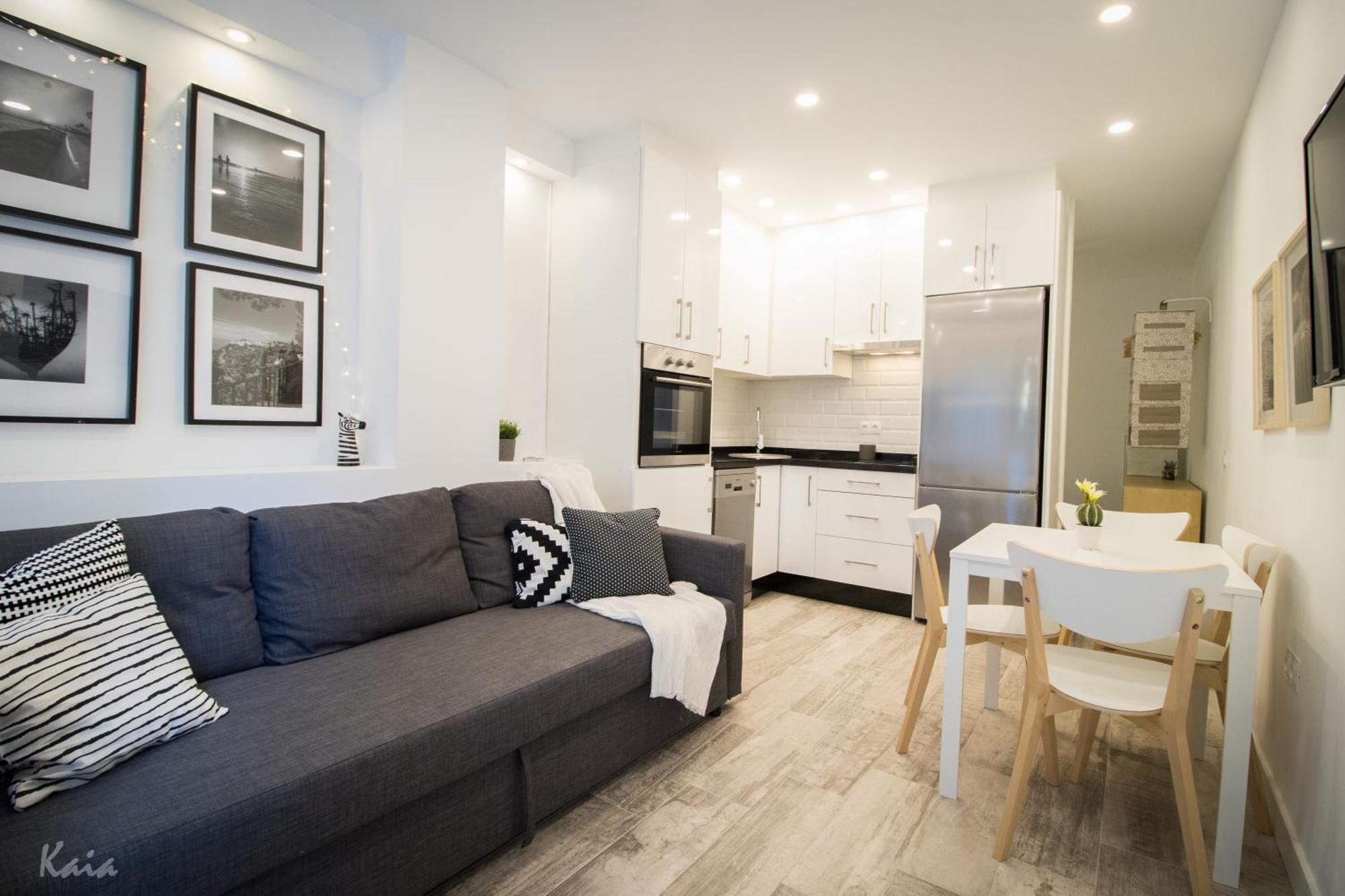 Los Cisnes II - Modern Apartment بينالماذينا المظهر الخارجي الصورة